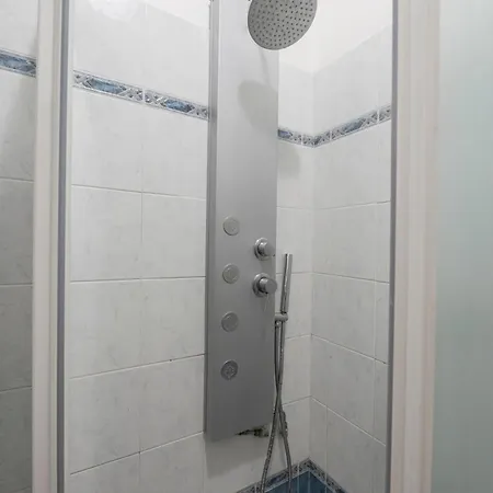 228 - Casa Guarda Stelle - In Con Piscina E Aree Esterne Comuni A 1km Dal Mare * Rapallo