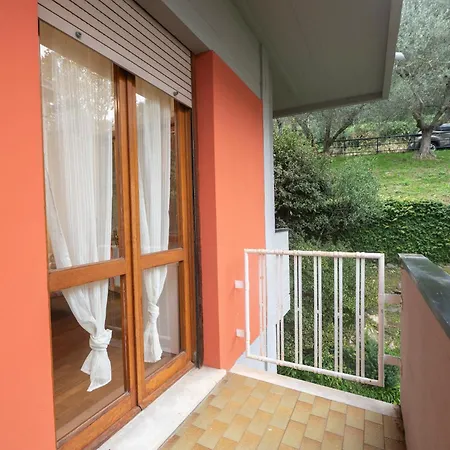 228 - Casa Guarda Stelle - In Con Piscina E Aree Esterne Comuni A 1km Dal Mare Рапалло