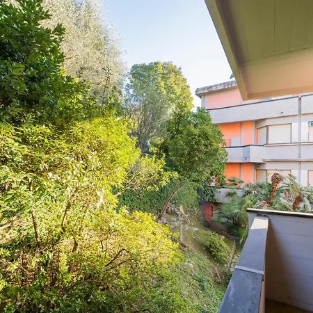 Appartement 228 - Casa Guarda Stelle - In Con Piscina E Aree Esterne Comuni A 1km Dal Mare Rapallo