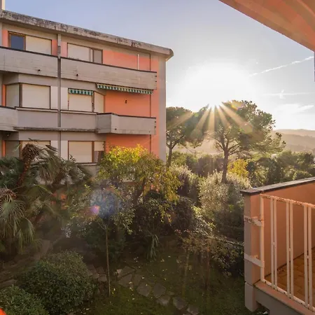 228 - Casa Guarda Stelle - In Con Piscina E Aree Esterne Comuni A 1km Dal Mare Appartement Rapallo
